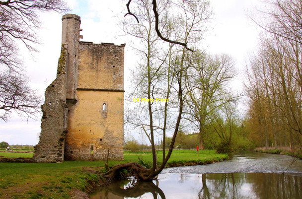 Photo 6"x4" Minster Lovell Hall by the River Windrush Little Minster c2010
