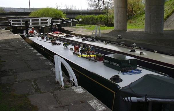 Photo 6"x4" Pair of Barges, Barrowford Locks, Pendle, Lancashire Barrowford c2010