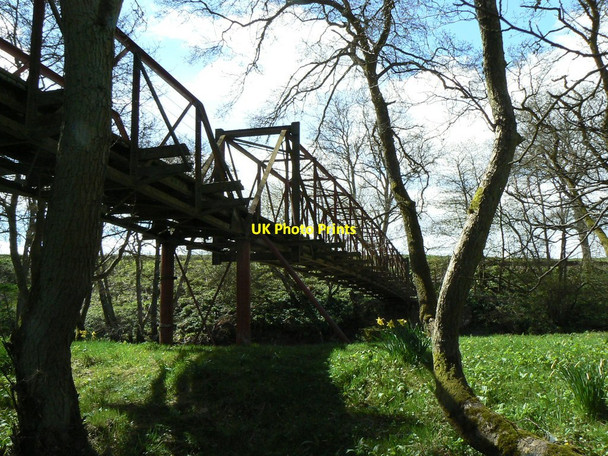 Photo 6"x4" Where once the ferry ran Coupar Angus c2010