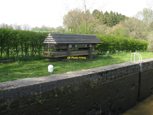 Photo 6"x4" Mooring bollard at Baldwin's Lock Loxwood c2010