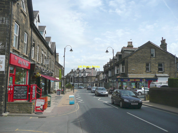 Photo 6"x4" Leeds Road, Ilkley Ilkley c2010 P1