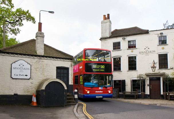 Photo 6"x4" A Tight Squeeze Hampstead\/TQ2685 c2010