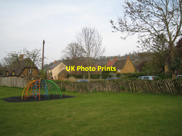 Photo 6"x4" The Green by Farnborough Road, Radway Radway c2010