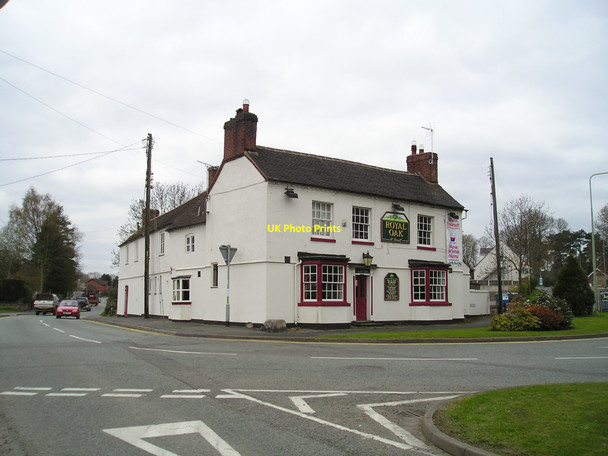 Photo 6"x4" The Royal Oak Pub, Gnosall Gnosall Heath c2010