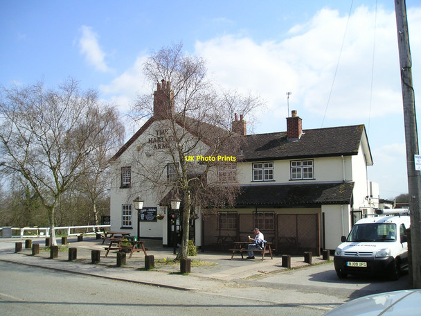 Photo 6"x4" The Hartley Arms Pub, Wheaton Aston Wheaton Aston c2010