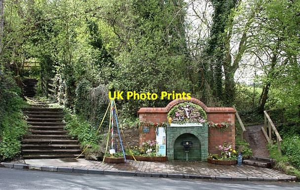 Photo 6"x4" Cowleigh Spout - Well Dressing 2010 - Celebration Great Malvern c2010