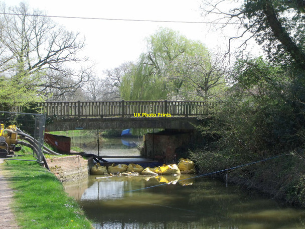 Photo 6"x4" Bridge over Basingstoke Canal, Crookham Village, Hants Crookham Village c2010