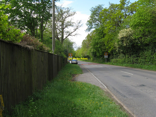 Photo 6"x4" Approaching Blackboys from the NE on the B2192 Blackboys c2010