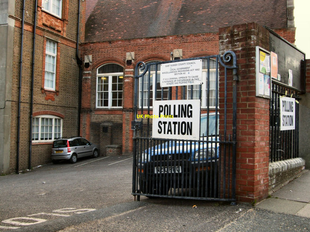Photo 6"x4" Polling Day, Brighton Pavilion Brighton\/TQ3106 c2010