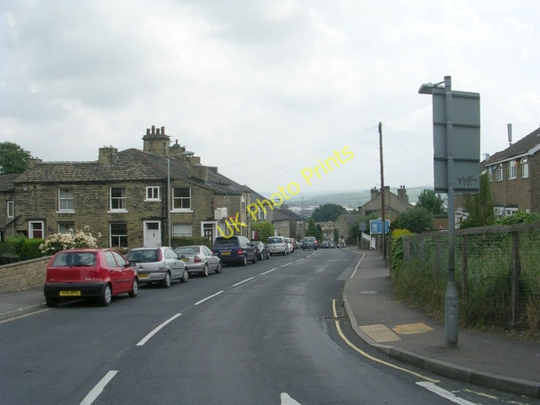 Photo 6"x4" Bonegate Road - viewed from Waterloo Road Brighouse\/SE1423 c2009
