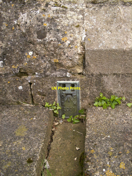 Photo 6"x4" OS Flush Bracket on Thame Church Thame c2010