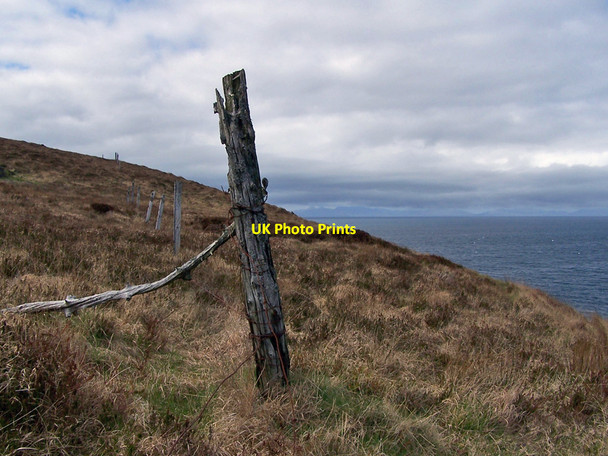 Photo 6"x4" Old fence Biod a' Choltraiche c2010