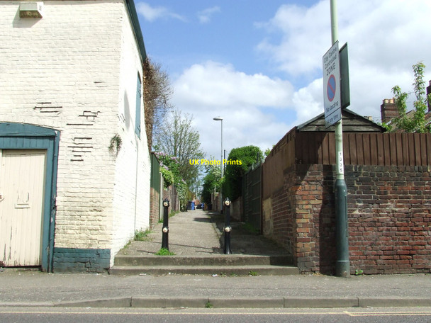 Photo 6"x4" Back Alley Norwich c2010