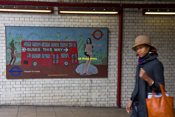 Photo 6"x4" Buses This Way London c2010