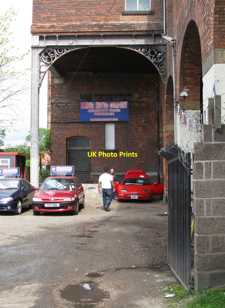 Photo 6"x4" Old Entrance to Wakefield Westgate Station Wakefield\/SE3320 c2010