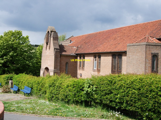 Photo 6"x4" St Cuthman's church Brighton\/TQ3106 c2010
