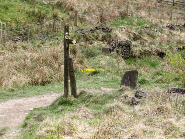Photo 6"x4" Signpost, Crompton Circuit Shaw\/SD9308 c2010