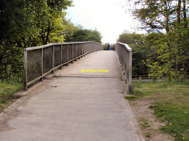 Photo 6"x4" Hartshead Moor Footbridge Brighouse\/SE1423 c2010