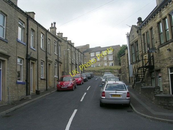 Photo 6"x4" Barber Street - Old Lane Brighouse\/SE1423 c2009