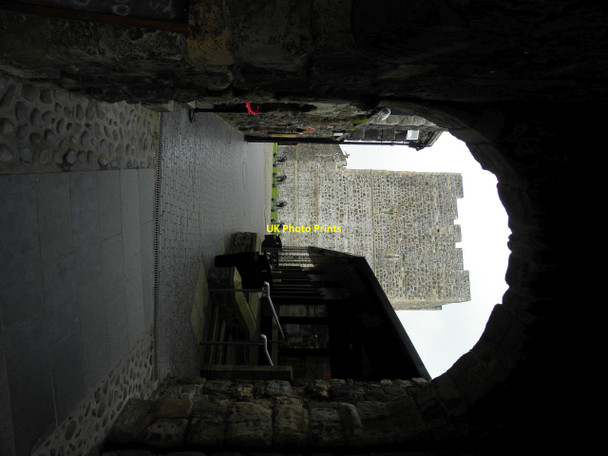 Photo 6"x4" Through the arch, Carrickfergus Castle Carrickfergus c2010