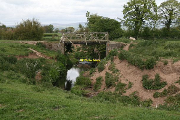 Photo 6"x4" Farm bridge over Barton Brook Black Pole c2010