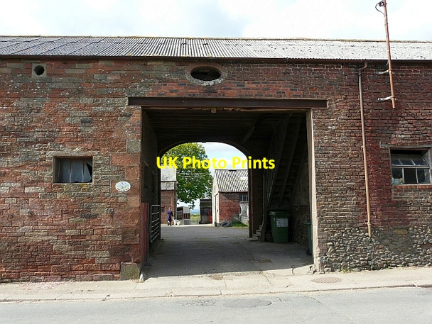 Photo 6"x4" Entrance to Westend Farm Kirkbampton c2010