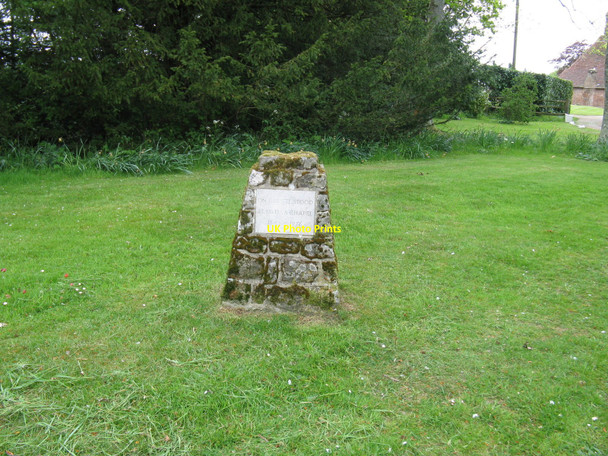 Photo 6"x4" Site of St Hilda's Chapel 1845-1976 Lickfold\/SU9225 c2010