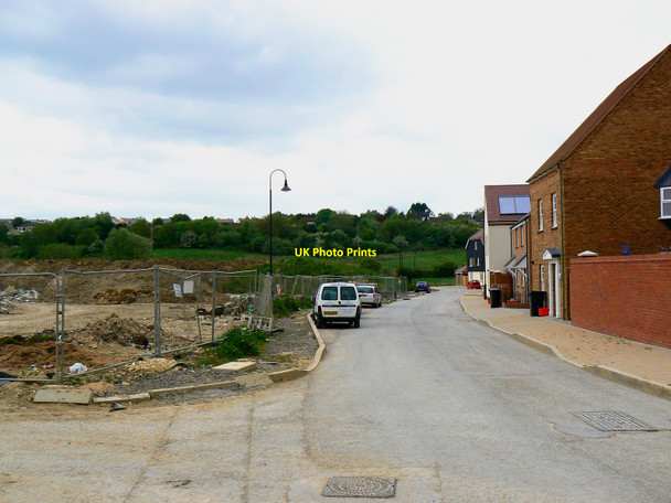 Photo 6"x4" The western end of East Wichel, Wichelstowe, Swindon North Wroughton c2010