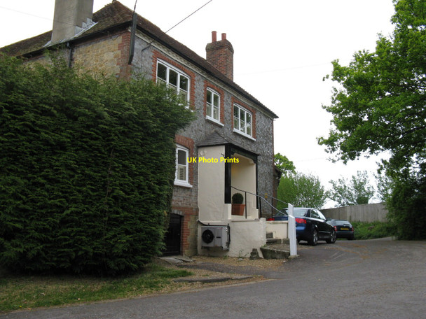Photo 6"x4" Public house at Halfway Bridge Halfway Bridge c2010