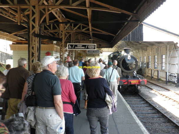 Photo 6"x4" Passengers, on the platform at Kingswear Dartmouth c2010