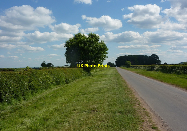 Photo 6"x4" A little lane with wide verges Babworth c2010