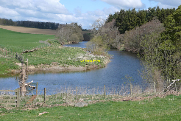 Photo 6"x4" River Lowther Helton c2010