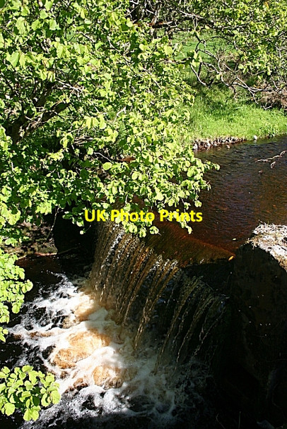 Photo 6"x4" Weir on the Tore Burn Pennan c2010