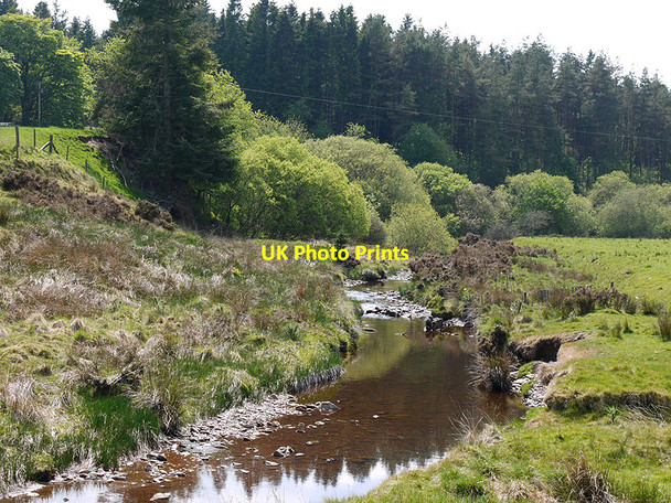Photo 6"x4" Afon Lwyd above the bridge Llwynygog c2010