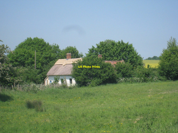 Photo 6"x4" Thatched cottage at Moorby Moorby c2010