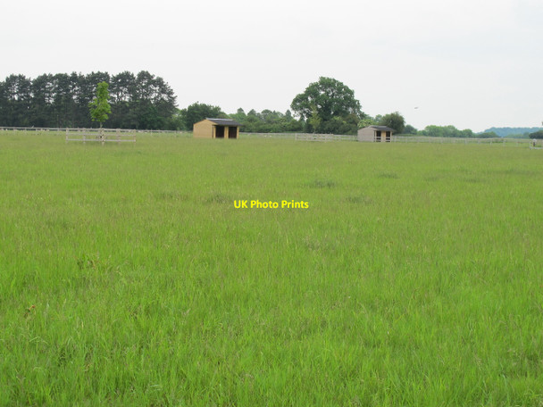 Photo 6"x4" Paddocks and stables, by Oxfordshire Way Fawley Bottom c2010