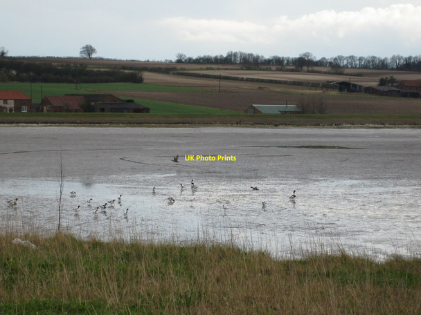 Photo 6"x4" Chowder Ness Barton Waterside c2008