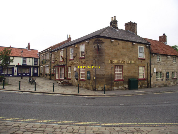 Photo 6"x4" Highland Laddie Guisborough c2010