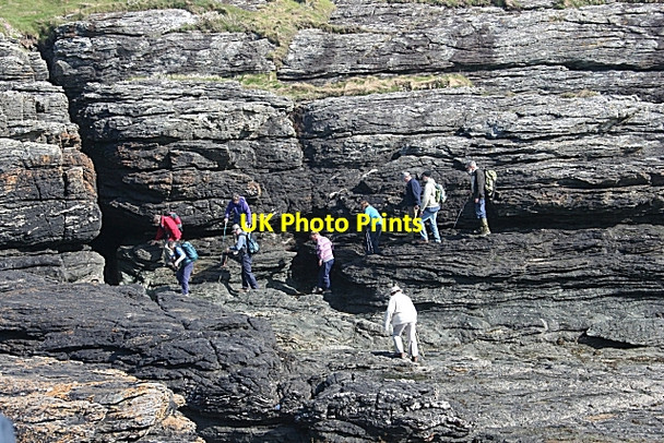 Photo 6"x4" Examining the Rocks Isallt Bach c2010