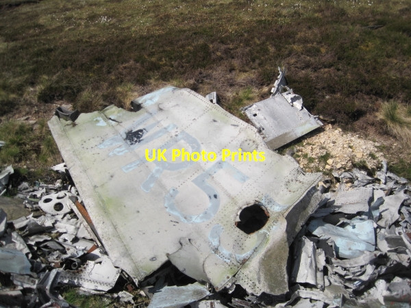 Photo 6"x4" Wreckage of De Havilland Venom Broad Mea c2010 P1