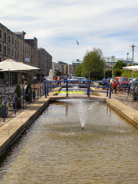 Photo 6"x4" Commercial Quay Leith\/NT2776 c2010