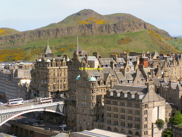 Photo 6"x4" Scotsman and Calton Edinburgh c2010