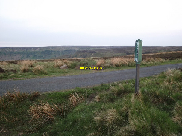Photo 6"x4" Bridleway Marker Street\/NZ7304 c2010