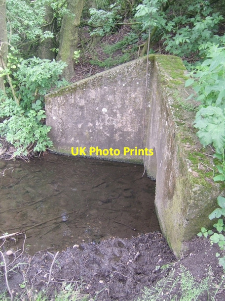 Photo 6"x4" Waterhead Brook Culvert Wednesfield c2010