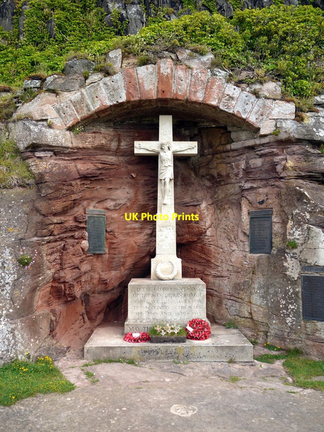 Photo 6"x4" War Memorial, Bamburgh Castle Bamburgh c2010