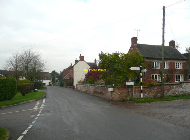Photo 6"x4" Road junction, Marston Montgomery Marston Montgomery c2009