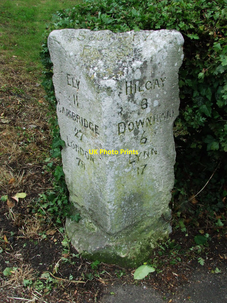 Photo 6"x4" Old Milestone Southery c2010 P1