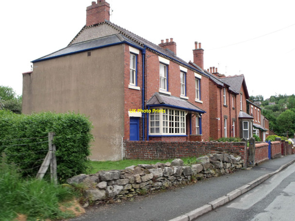 Photo 6"x4" Row of houses at Cefn Mawr, Denbighshire Pont Cysyllte c2010