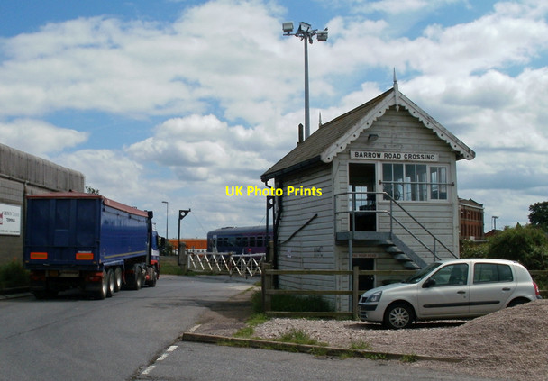 Photo 6"x4" Barrow Road LC, New Holland New Holland\/TA0823 c2010