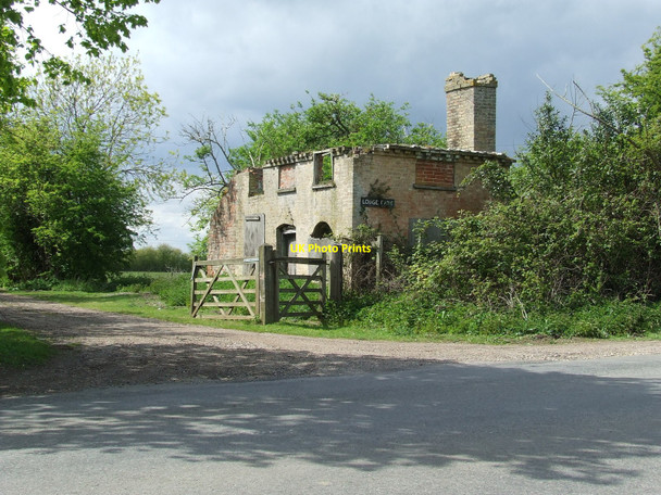 Photo 6"x4" Derelict Building Bull's Green\/TM4194 c2010